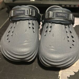 Men’s crocs
